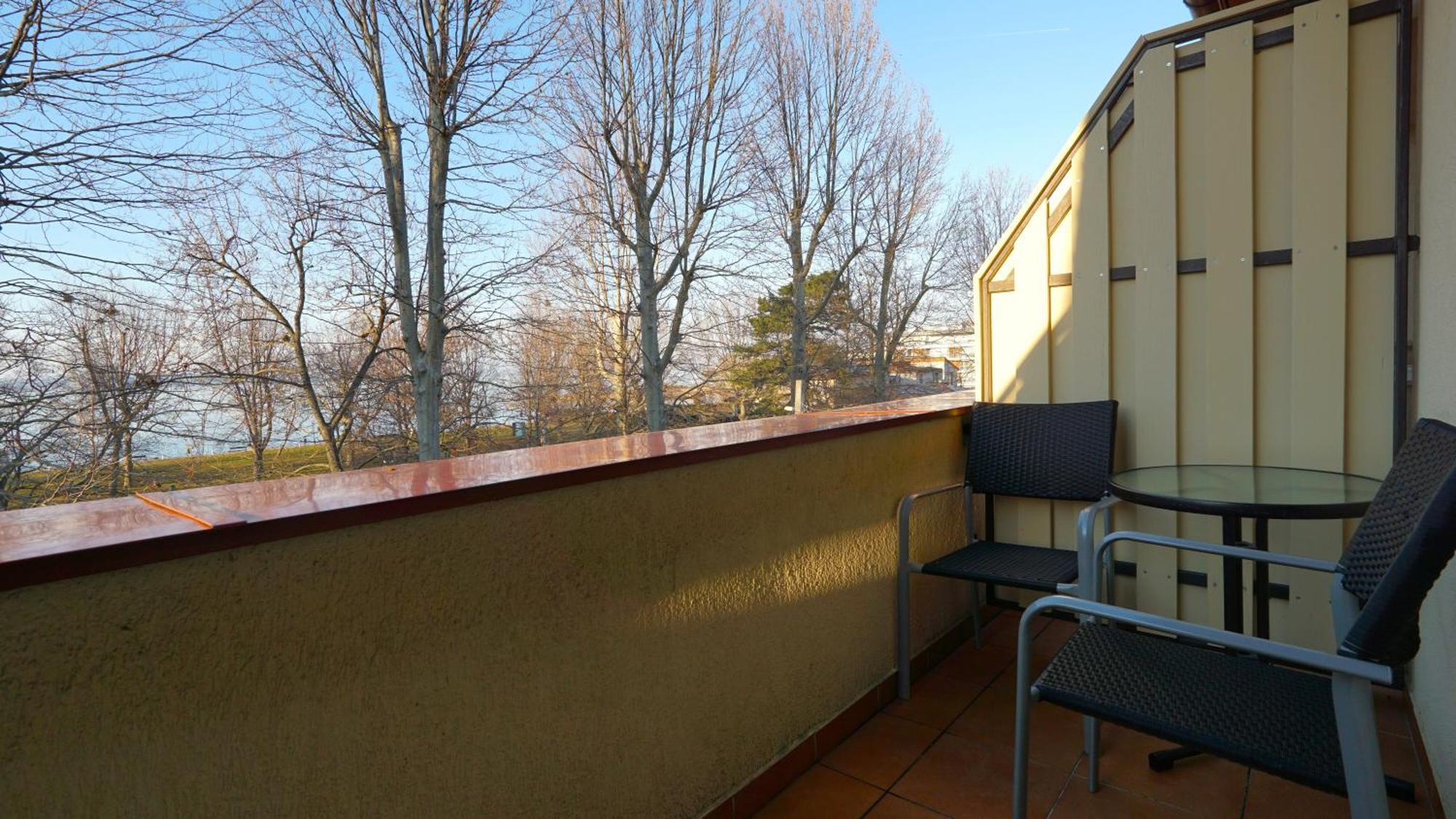 Balaton Colors Beach Hotel Siofok Exterior photo