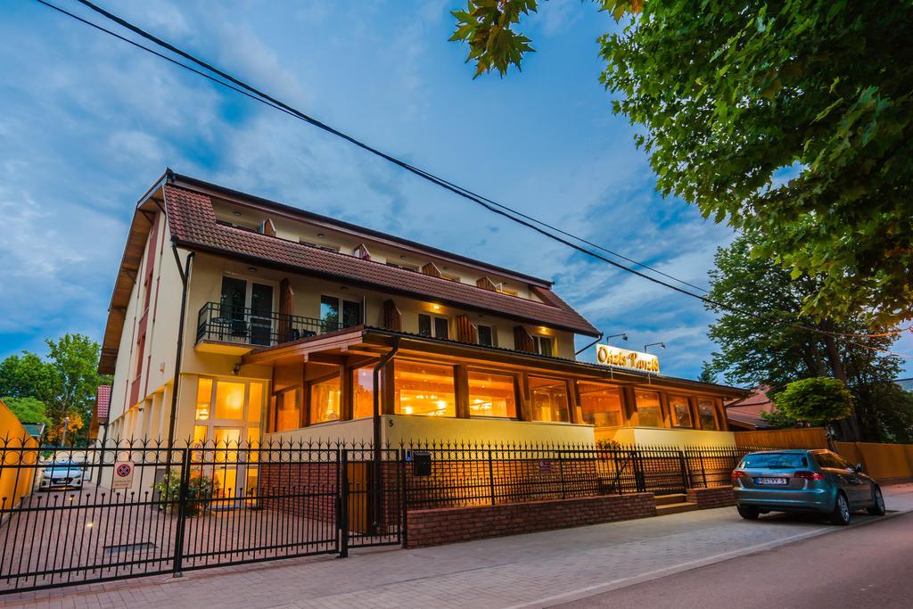 Balaton Colors Beach Hotel Siofok Exterior photo