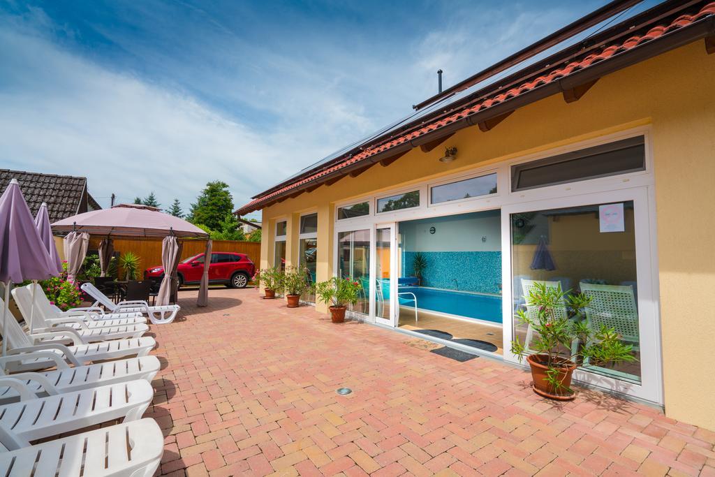 Balaton Colors Beach Hotel Siofok Exterior photo